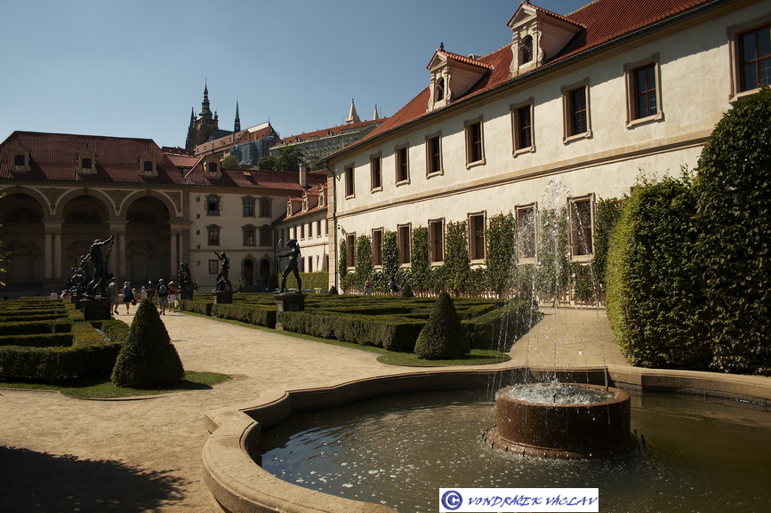 Valdštejnská zahrada 1